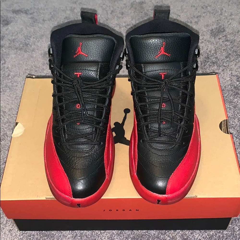 Jordan Retro 12 “Flu Game”